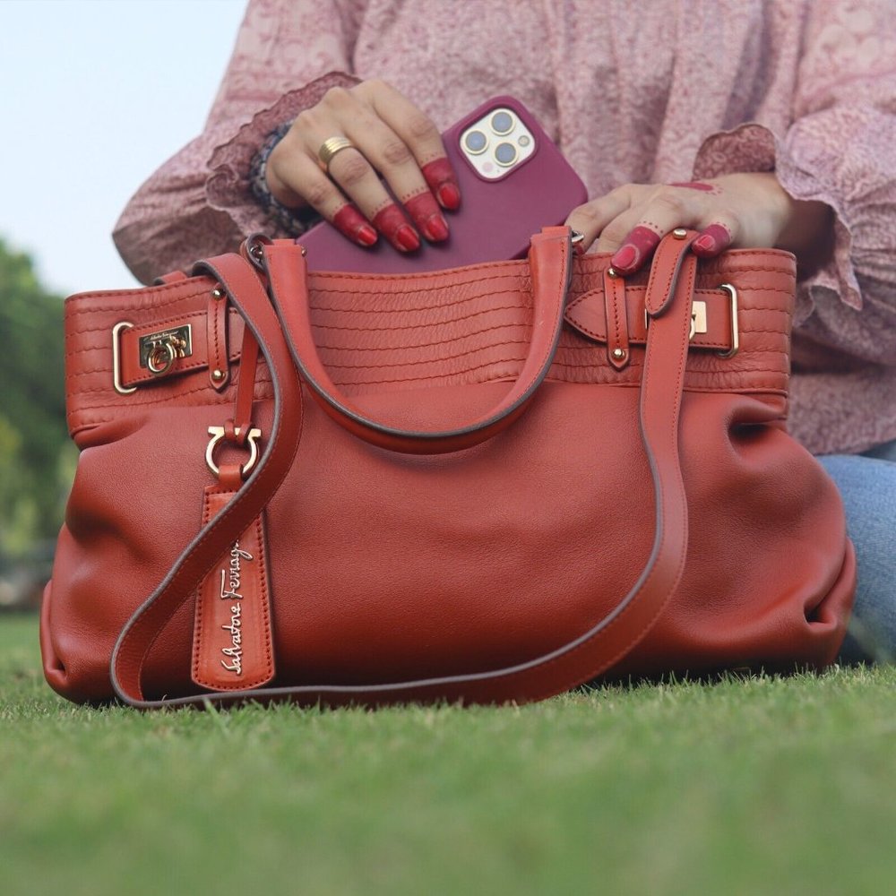 Salvatore Ferragamo Terracotta Women Leather Buckled Tote Handbag Made Italy - Picture 5 of 12